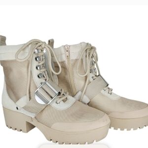 NWT Steve Madden Combat Buckle Stylish Beige Women's Boots Sz 7, NEVER WORN